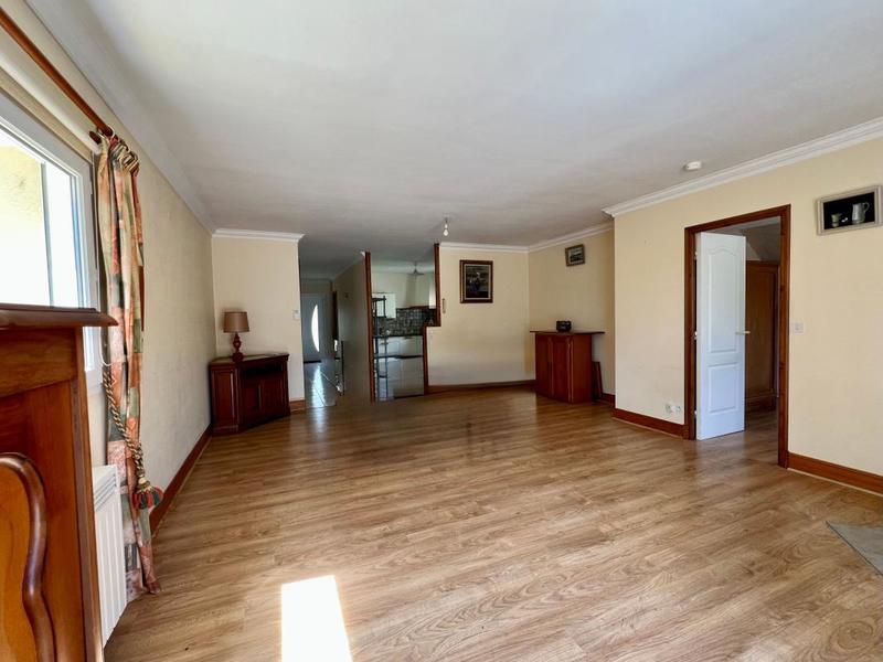 Maison - 93 m² - 4 pièces