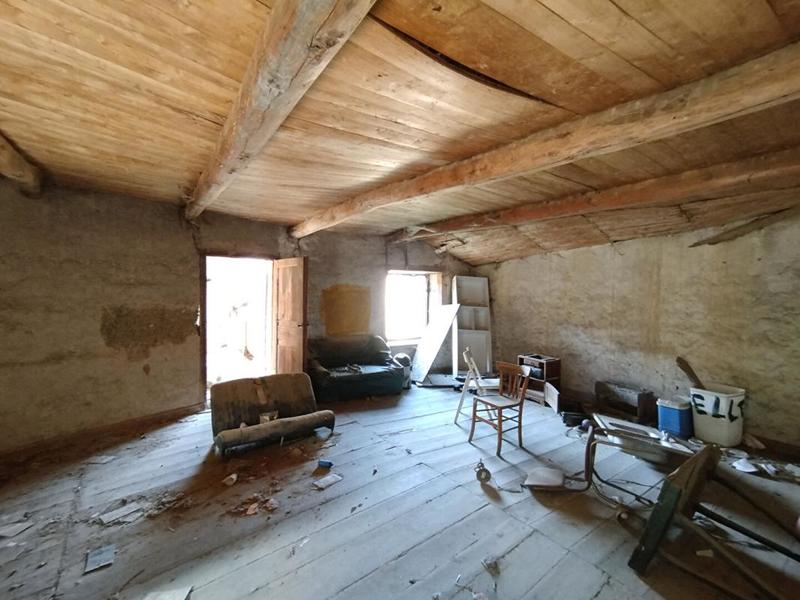 Maison - 98 m² - 5 pièces