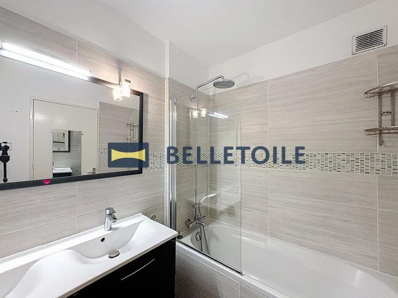 Appartement - 80 m² - 3 pièces