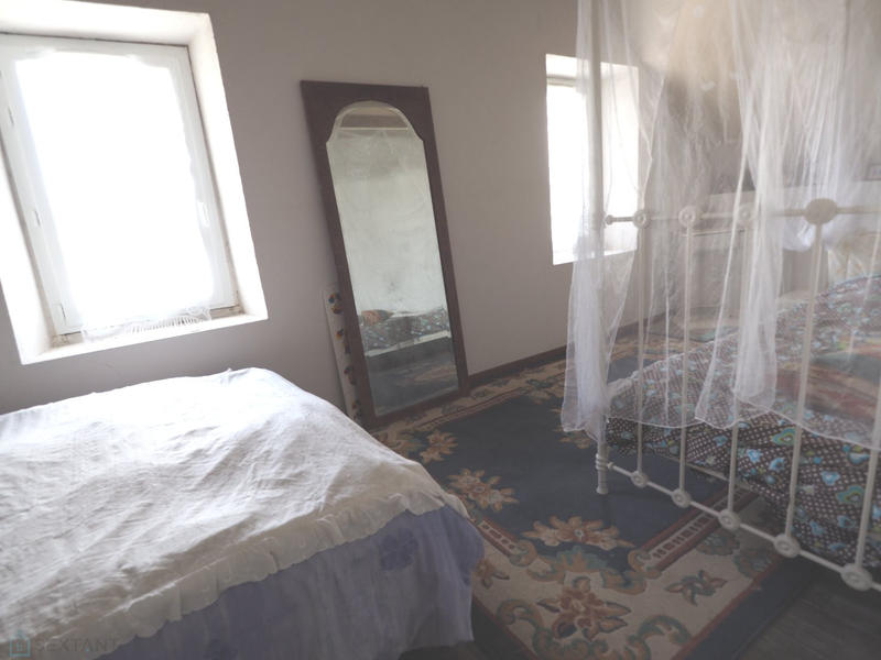 Maison - 248 m² - 8 pièces