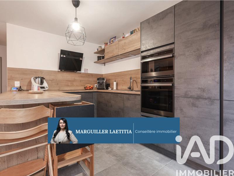 Maison - 96 m² - 4 pièces