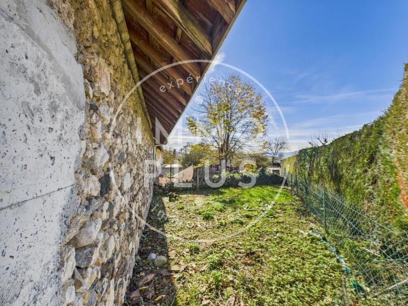 Maison - 166 m² - 2 pièces