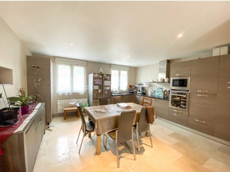 Maison de ville - 210 m² - 8 pièces