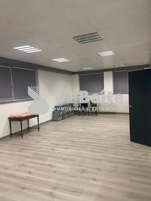 Local commercial - 50 m² - 1 pièce