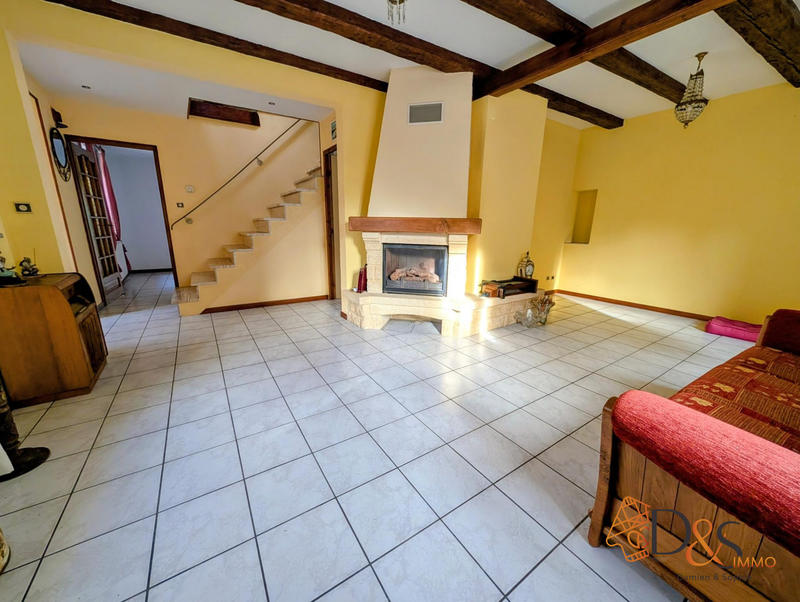 Maison - 90 m² - 4 pièces