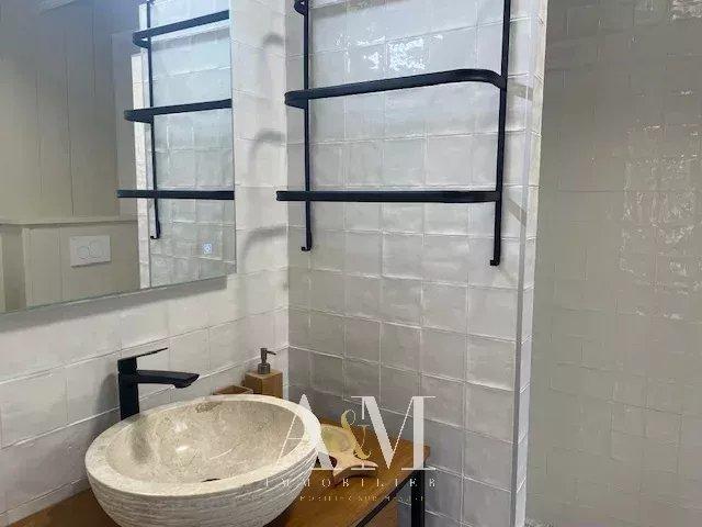 Villa - 170 m² - 8 pièces