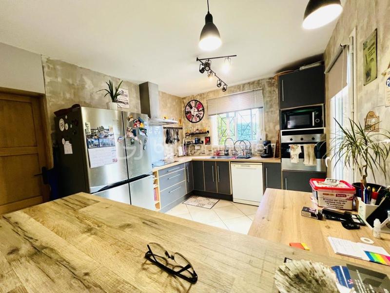 Maison traditionnelle - 107 m² - 5 pièces