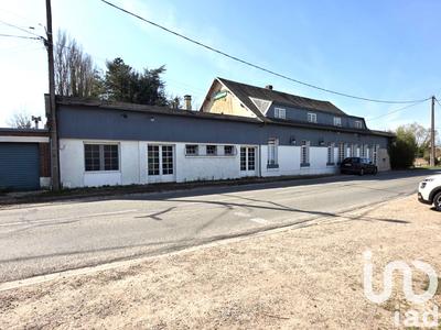 Maison - 325 m² - 1 pièce