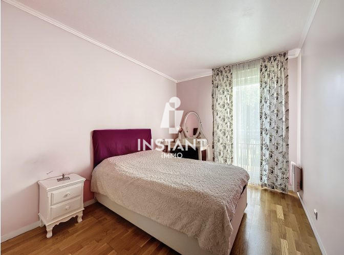 Appartement - 79 m² - 4 pièces