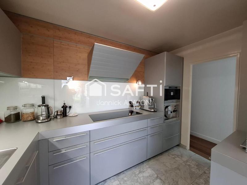 Maison - 160 m² - 6 pièces