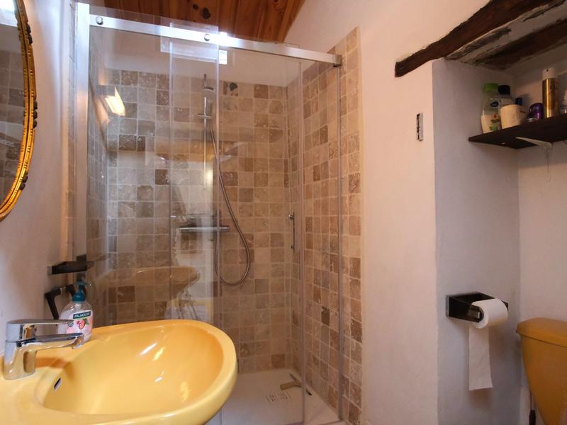 Maison - 250 m² - 11 pièces