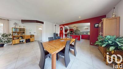 Maison - 151 m² - 6 pièces