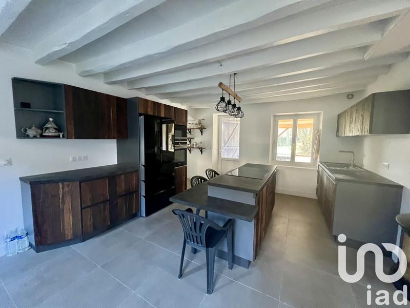 Maison - 200 m² - 7 pièces