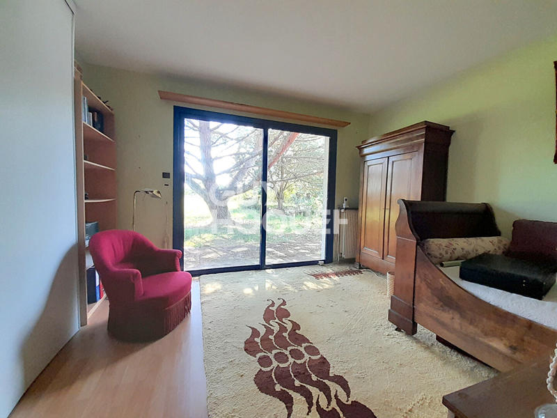 Maison - 218 m² - 8 pièces