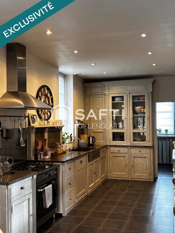 Maison de maîtres - 225 m² - 6 pièces