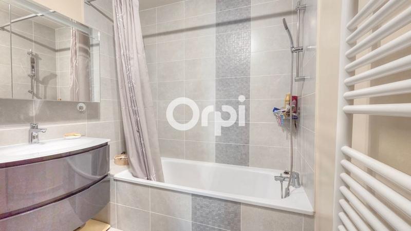 Appartement - 81 m² - 4 pièces