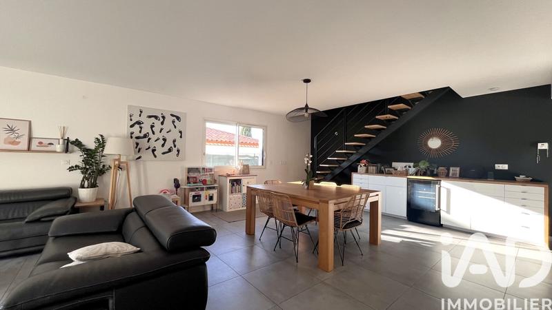 Maison - 179 m² - 6 pièces