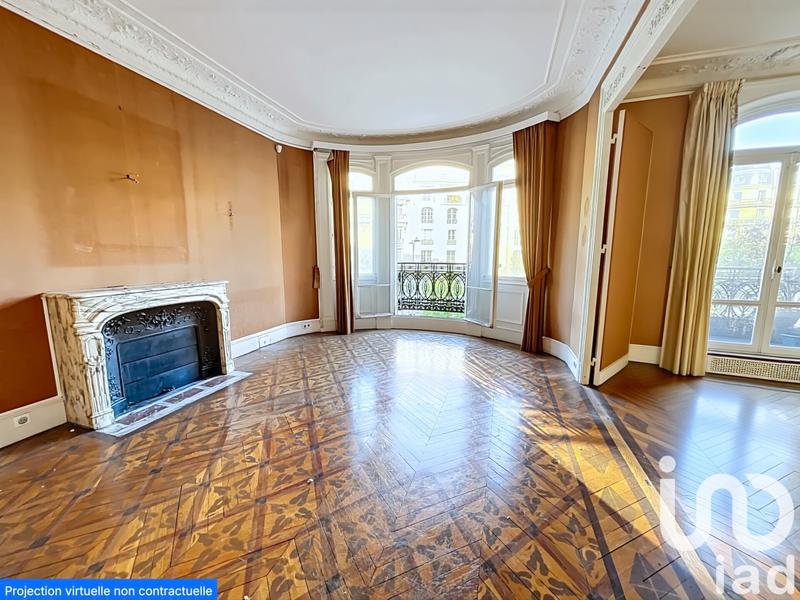 Appartement - 209 m² - 7 pièces