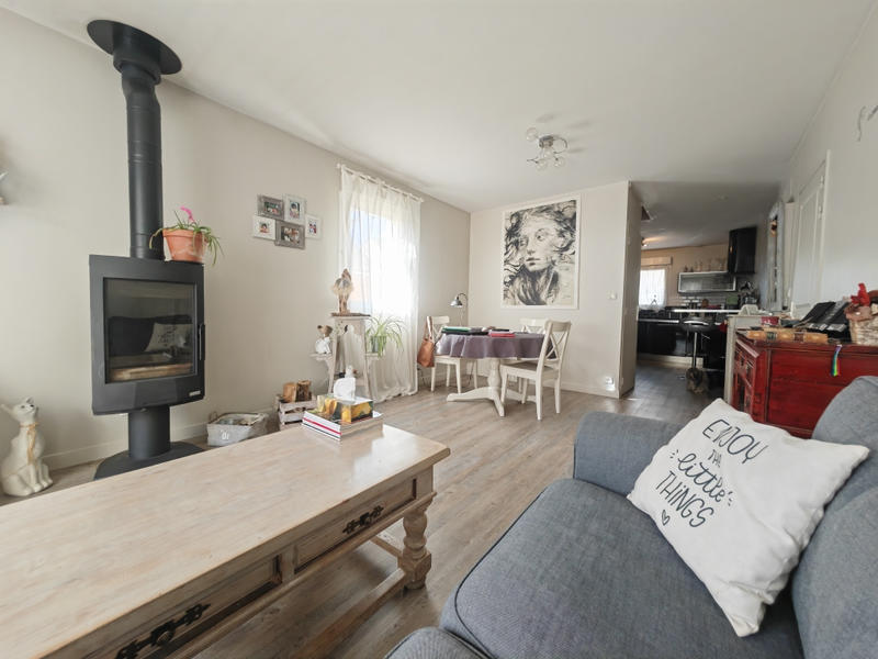 Maison - 84 m² - 4 pièces