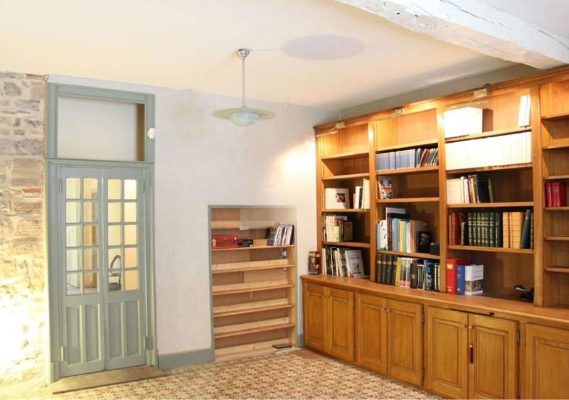 Maison - 290 m² - 9 pièces