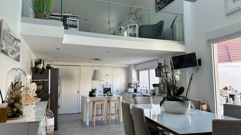 Maison - 165 m² - 7 pièces