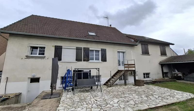 Maison - 167 m² - 6 pièces
