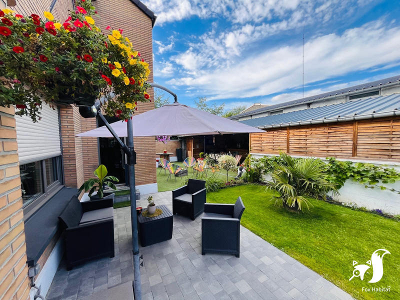 Maison - 194 m² - 7 pièces