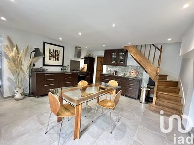 Maison - 136 m² - 4 pièces