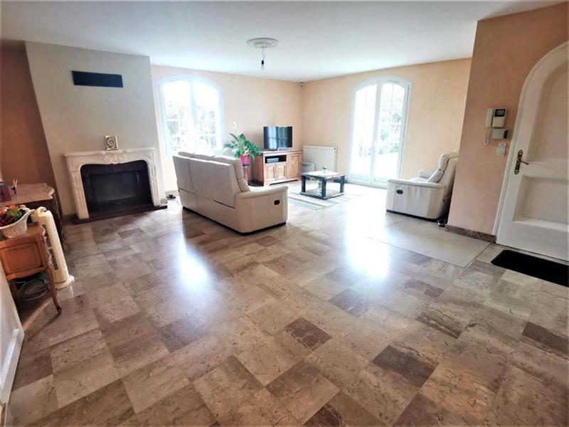 Maison - 195 m² - 6 pièces