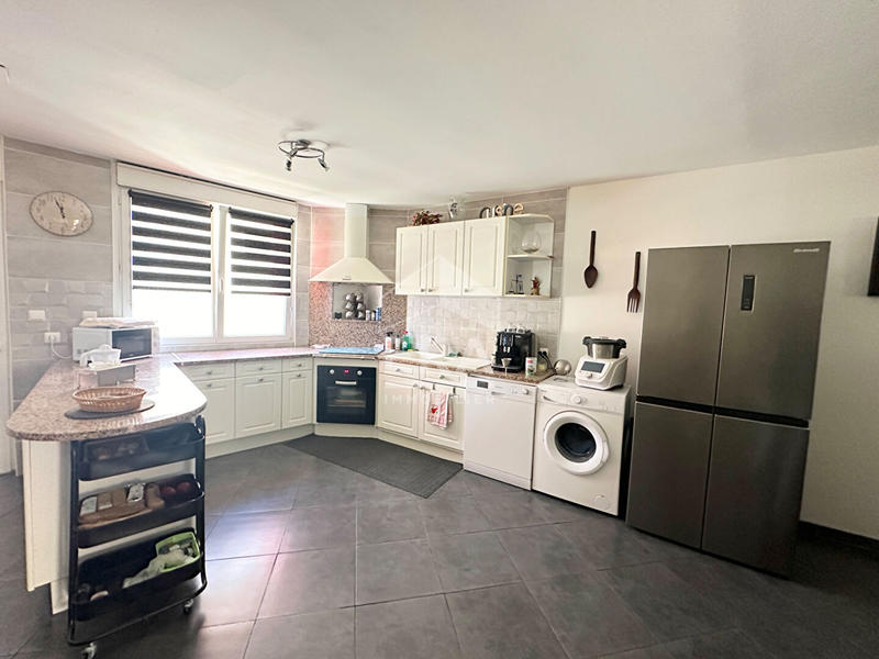 Maison - 192 m² - 6 pièces