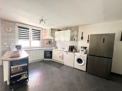 Maison - 192 m² - 6 pièces