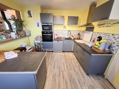 Maison - 97 m² - 3 pièces