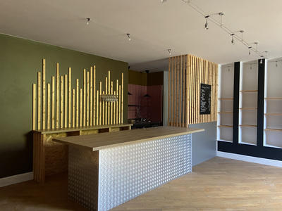 Maison de village - 718 m² - 8 pièces