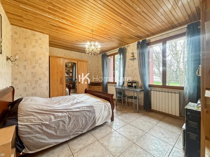 Propriété - 190 m² - 7 pièces
