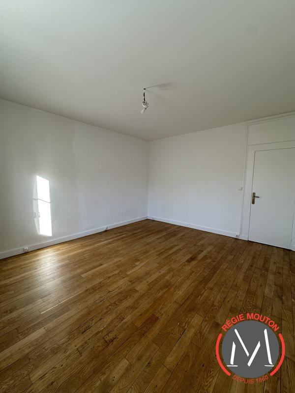 Appartement - 151 m² - 5 pièces