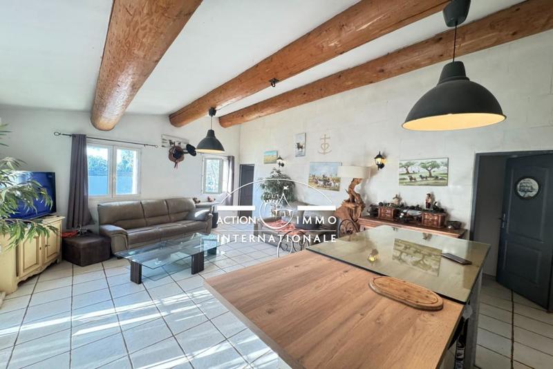 Maison - 270 m² - 5 pièces