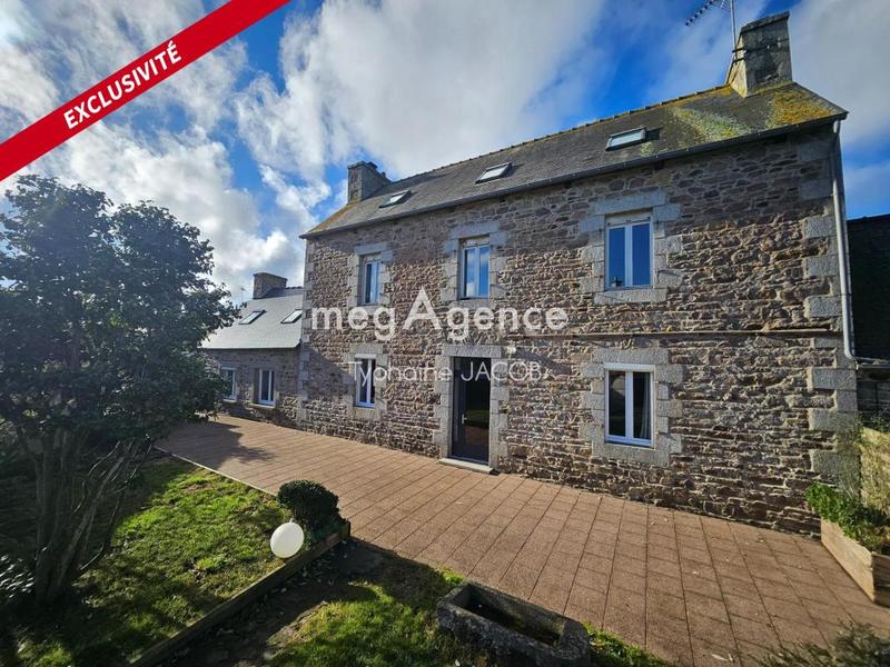 Maison - 223 m² - 10 pièces