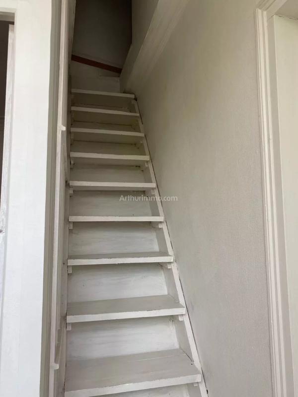 Appartement - 85 m² - 3 pièces