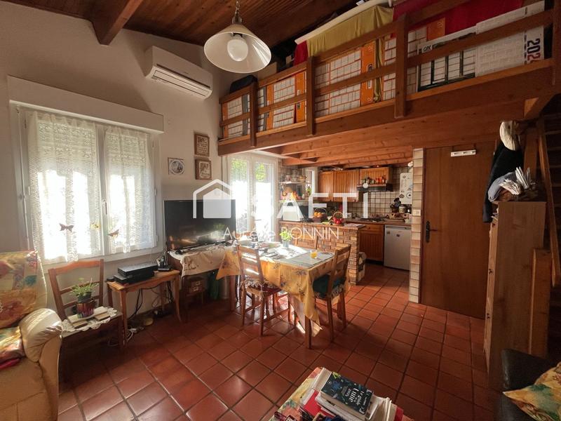 Maison - 145 m² - 8 pièces