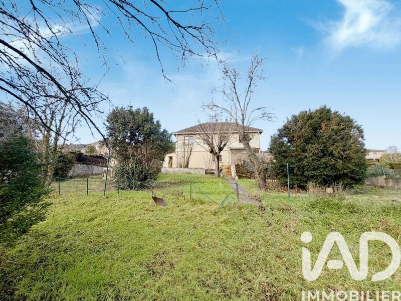 Maison - 135 m² - 6 pièces