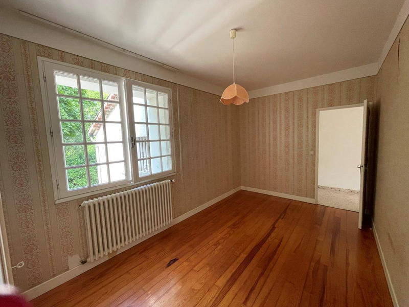 Maison - 94 m² - 6 pièces