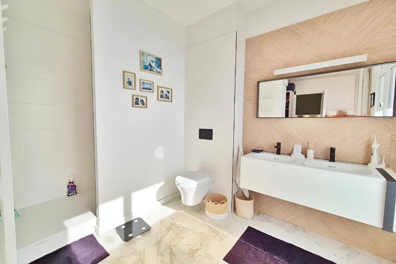 Duplex - 225 m² - 5 pièces