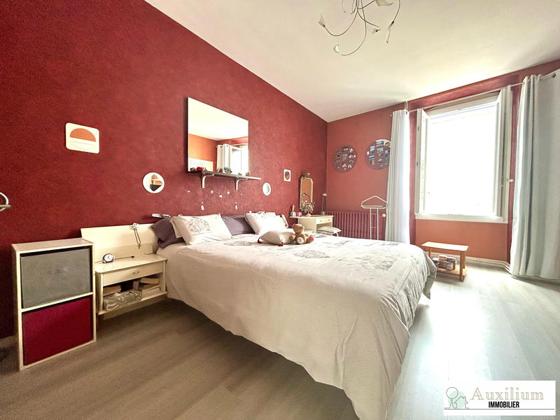 Maison ancienne - 180 m² - 5 pièces