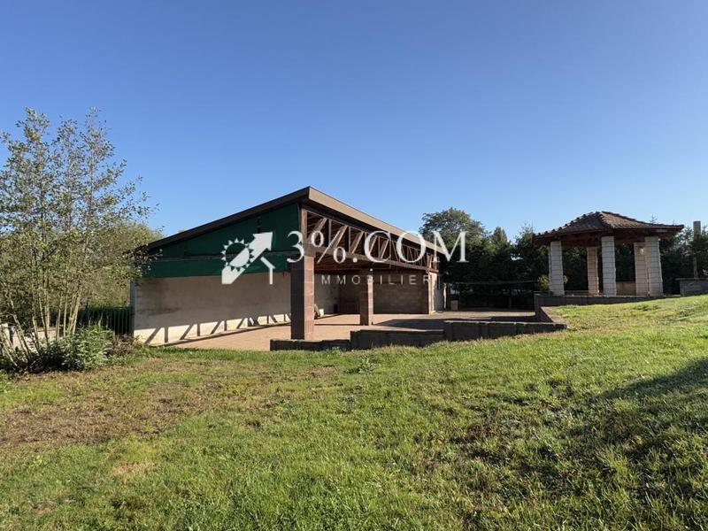 Propriété - 175 m² - 6 pièces