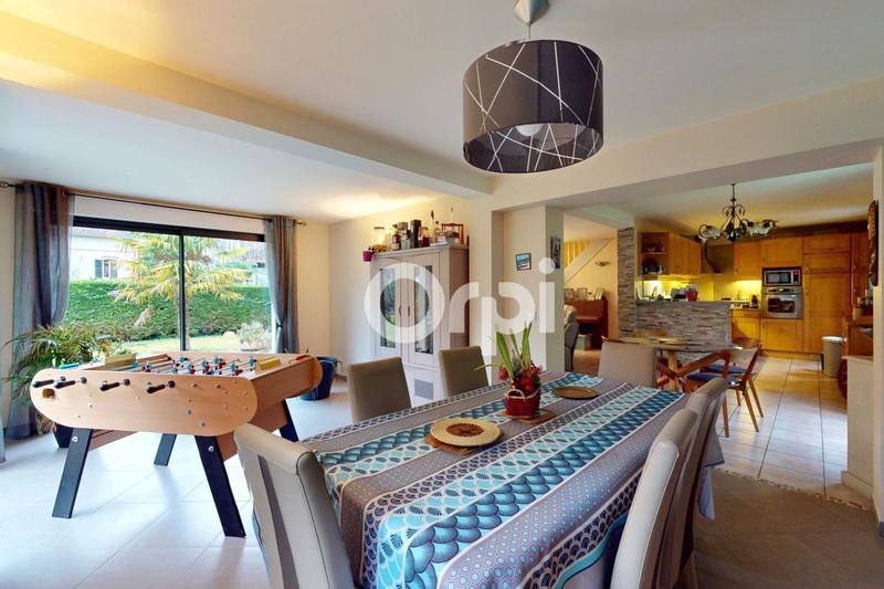 Maison - 146 m² - 6 pièces