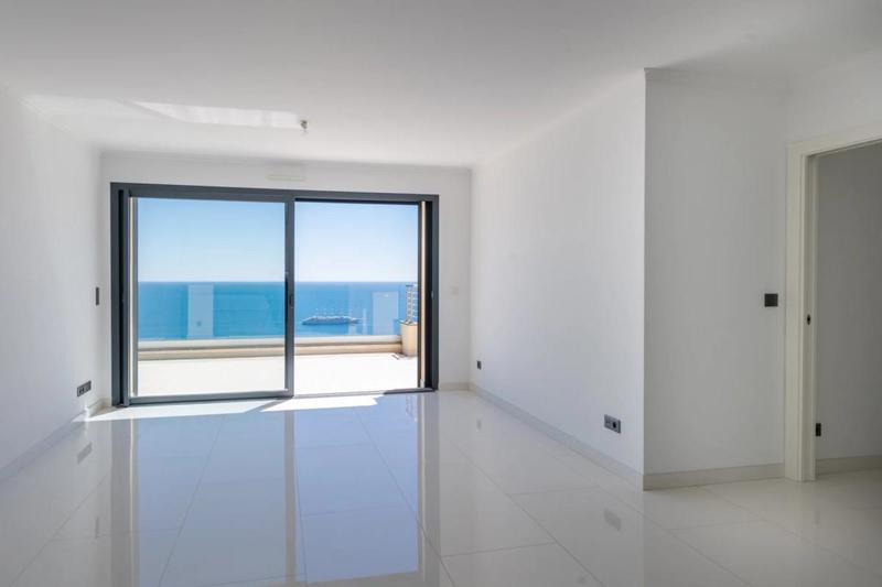 Appartement - 98 m² - 4 pièces