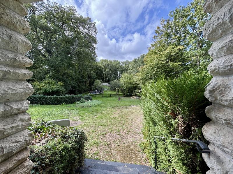 Maison contemporaine - 259 m² - 5 pièces