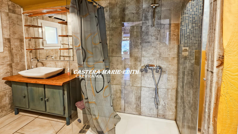 Propriété - 500 m² - 26 pièces