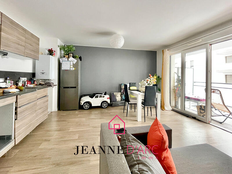 Appartement - 75 m² - 4 pièces