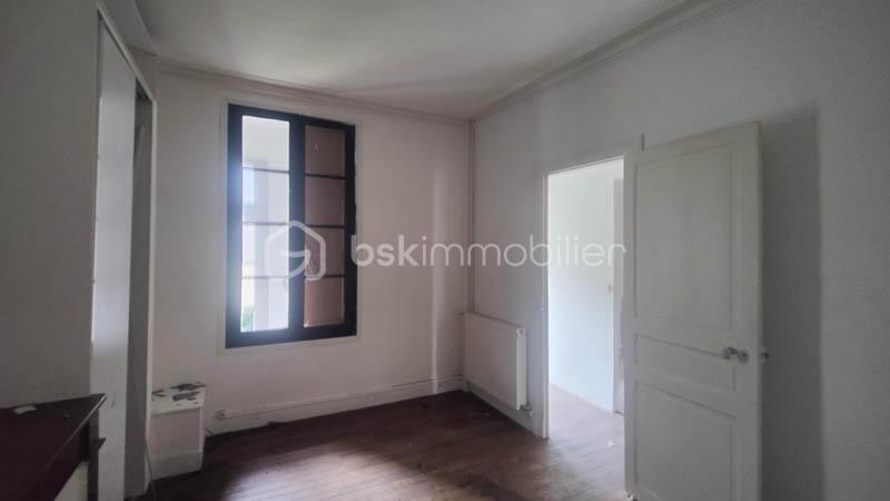 Immeuble - 294 m² - 25 pièces